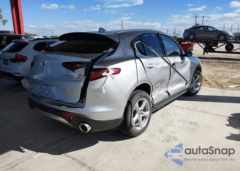 2020 Alfa Romeo Stelvio Rwd z USA, uszkodzony, nr VIN ZASPAJAN6L7C92168